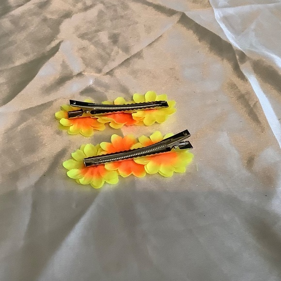 set of 2 large sunflower alligator clips - Picture 2 of 6